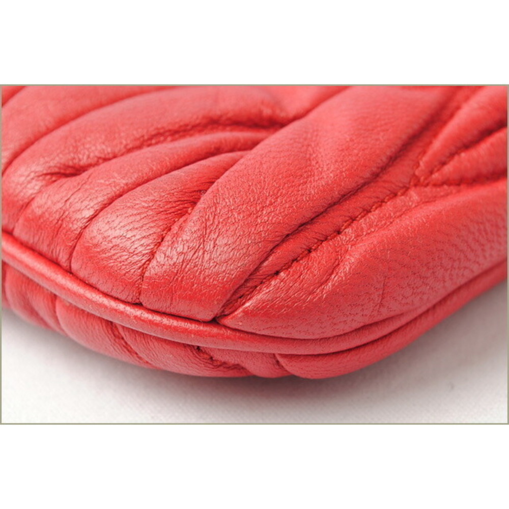 Miu Miu Miu Miu Matelasse Pochette Clutch Bag Red - image 8